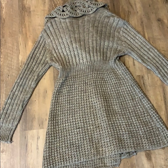 Cartage Sweater - Picture 4 of 8